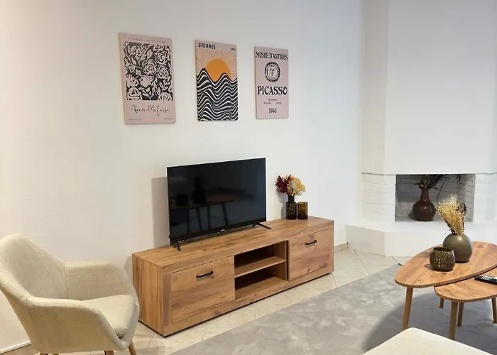 Grand View Meteora 1 *